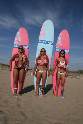 concluso il GIRLS SURF FESTIVAL ALLA BUD BEACH DI OSTIA