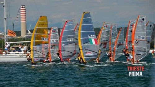 Avd Windsurfing Marina Julia: 200 atleti per la Coppa Italia di Windsurf 