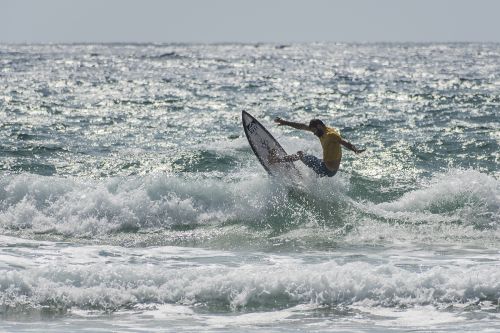 Didobeach Surf Contest: tra le onde di Buggerru domina Roberto D’amico
