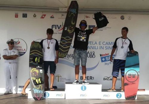 Il 18enne Lorenzo Boschetti è il campione italiano di Kyte surf 2018
