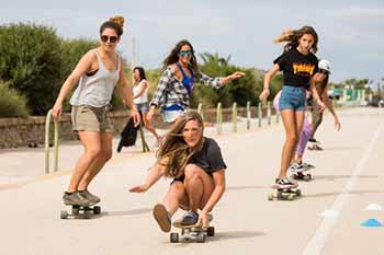 REPORT 1Â° ROXY GIRLâ€™S ONLY LONGBOARD CAMP