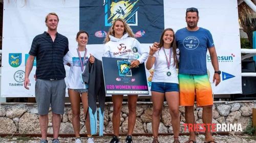 Anna Biagiolini vince la coppa del mondo di windsurf under 20