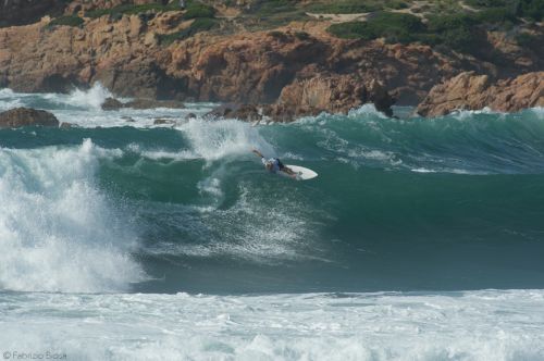 Le onde di Isola Rossa sono pronte a ruggire: arriva il Marinedda Bay Open 2019