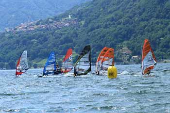 Cs AICW- CAMBIO CIRCOLO DELLA 3^ tappa Campionato Italiano Giovanile Slalom Windsurf 2019 a Reggio Calabria