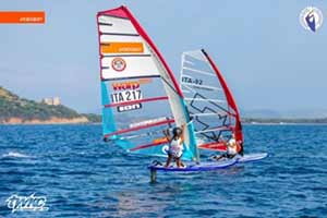 I NUOVI CAMPIONI 2020 DEL CAMPIONATO ITALIANO GIOVANILE WINDSURF SLALOM FOIL E PINNA