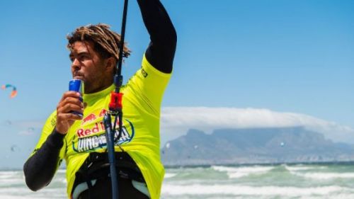 Cozzolino a Riccione per lâ€™inizio del tour dedicato agli amanti del kitesurf