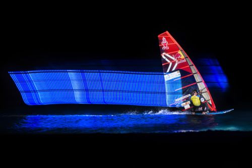 La guida definitiva al windsurf di velocità